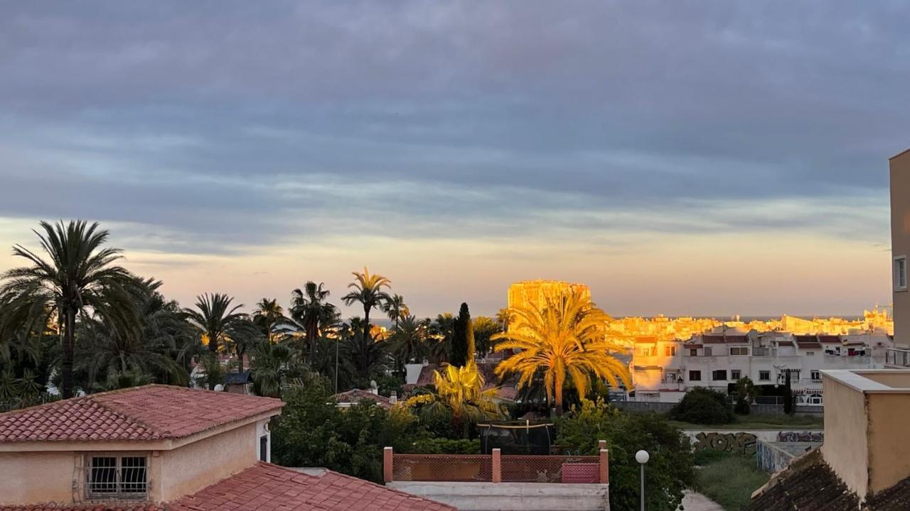 Isla Verde Apartment Torrevieja Buitenkant foto