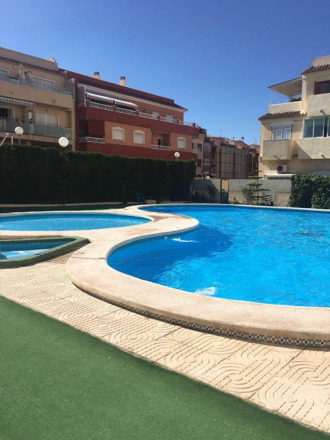 Isla Verde Apartment Torrevieja Buitenkant foto